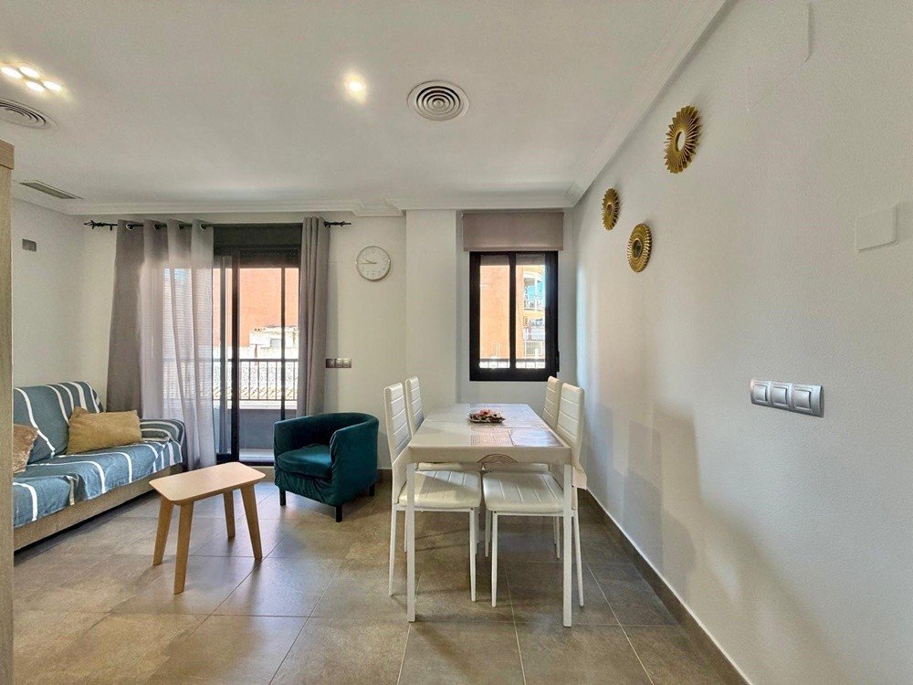 Flat in Torrevieja — image 2
